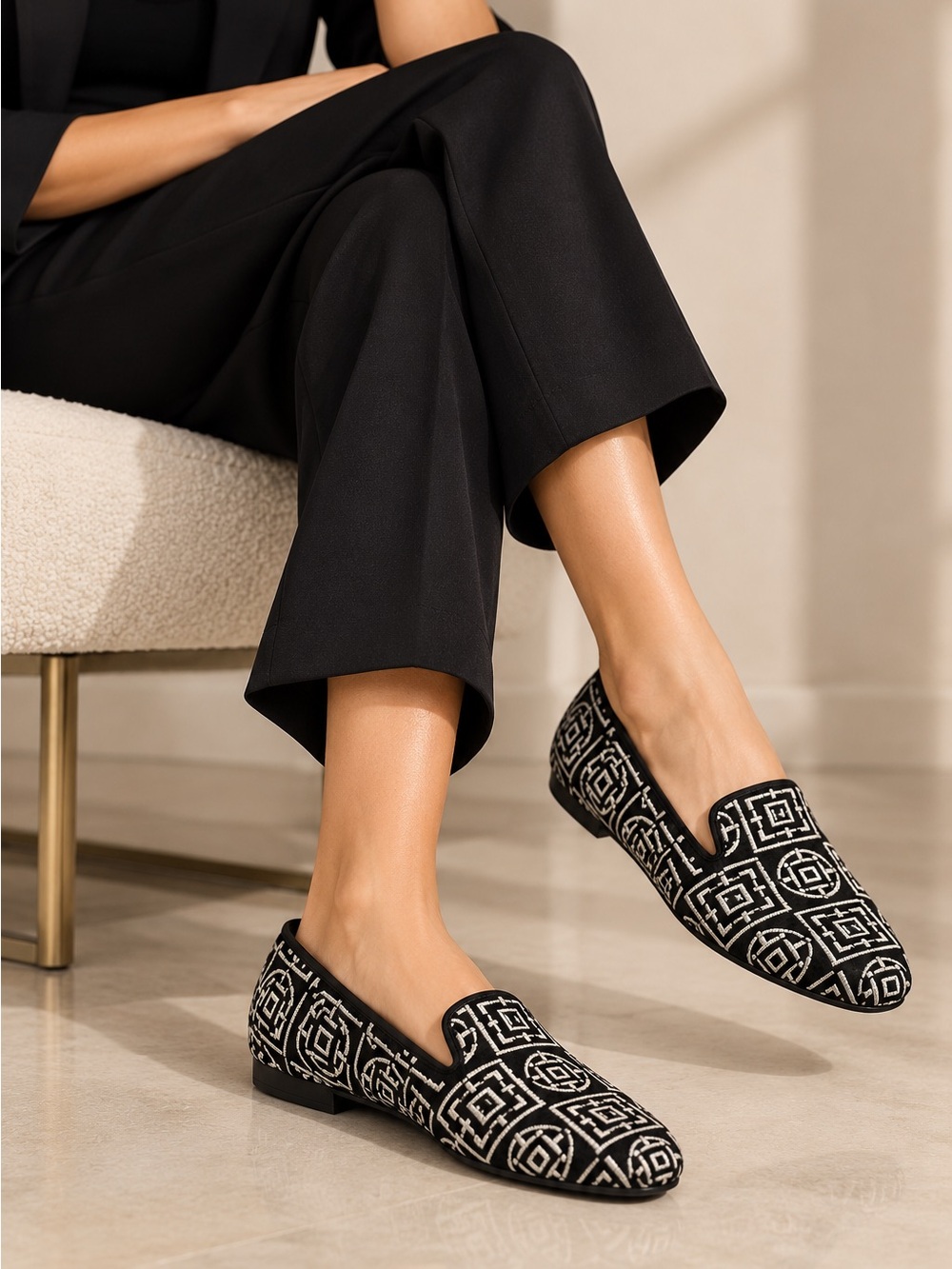 Natori Edda Infinity Embroidered Suede Loafers Black Silver 5.5 NWOB